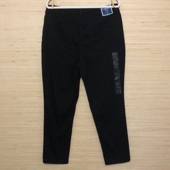 NWT Charter Club Bristol Skinny Leg Ankle stretch jeans in black size 14 - Picture 5 of 7